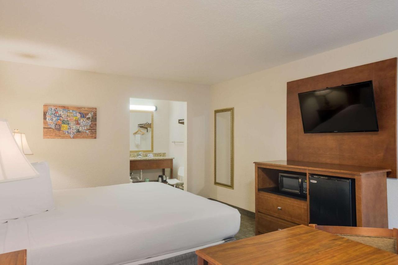 Econo Lodge Vidalia Eksteriør billede